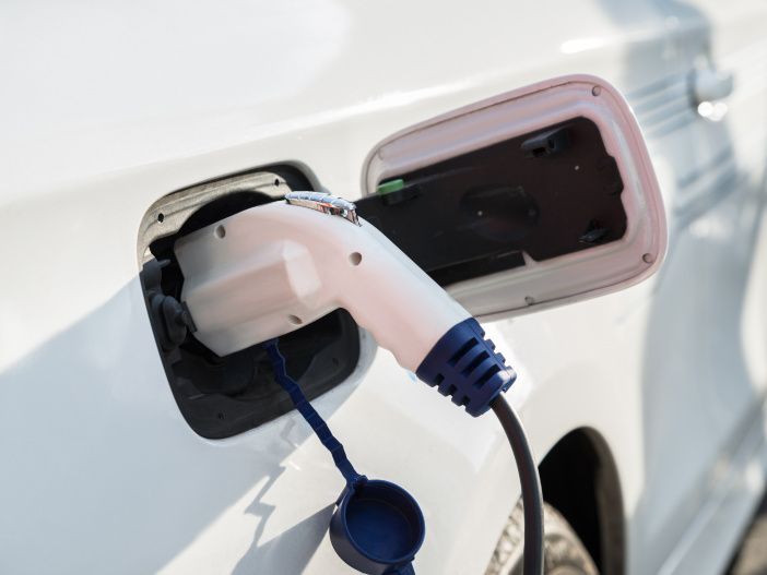 Auto Leasing - Volvo rollt elektrisch: Ab 2019 keine neuen Verbrenner mehr