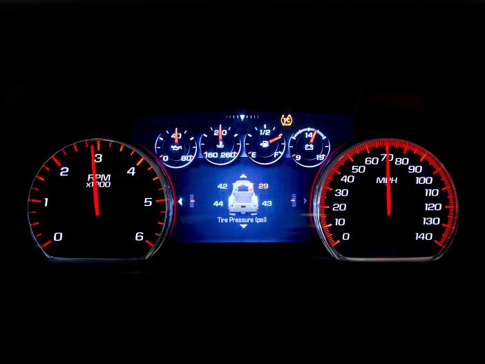 Auto Leasing - Immer genug Druck: So funktioniert der Reifendrucksensor