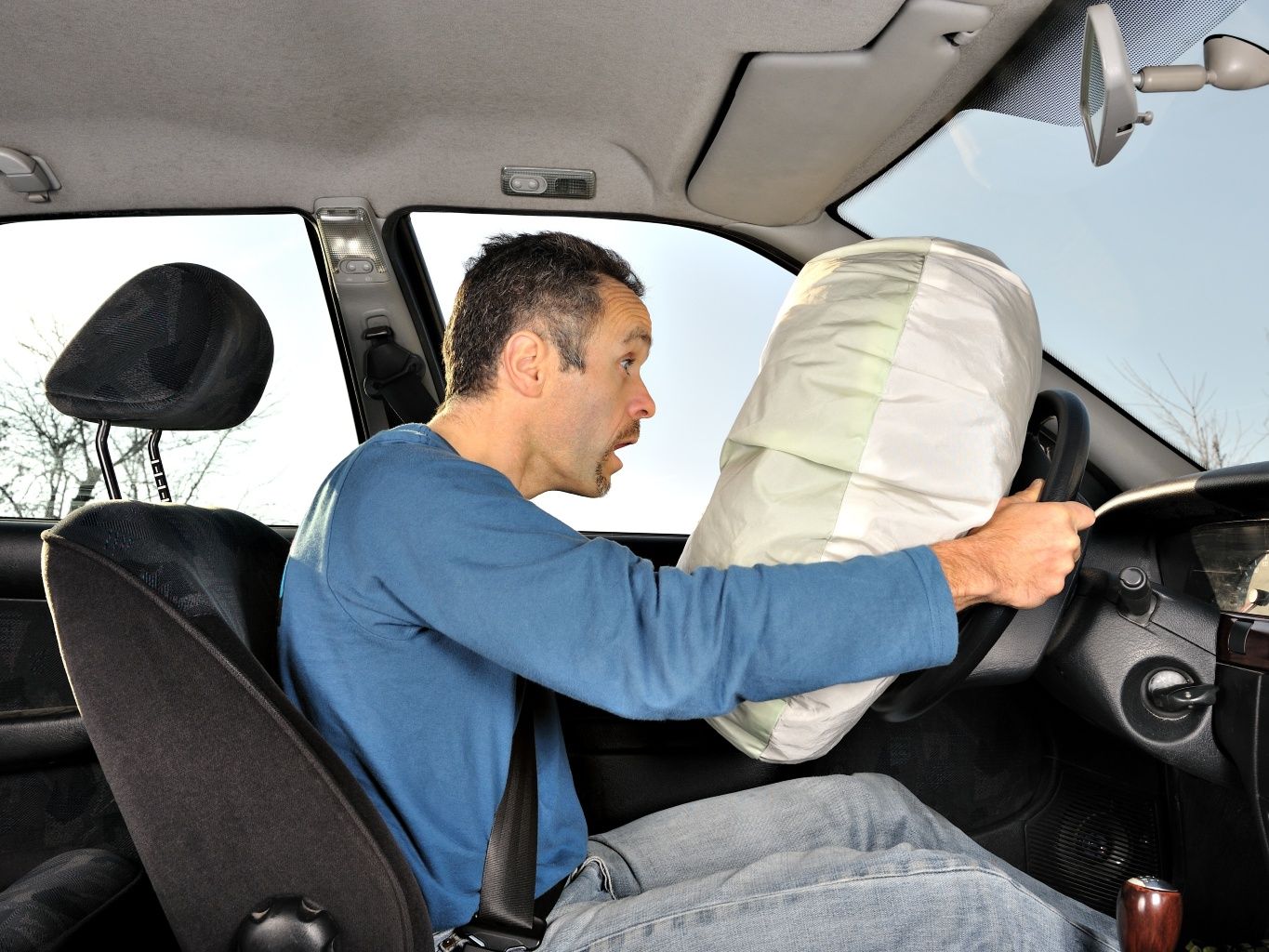 Wie funktioniert eigentlich der Airbag im Auto? LeasingTime.de Magazin