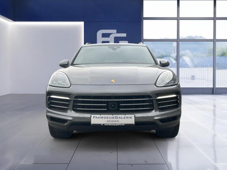 Porsche Cayenne Panorama 21