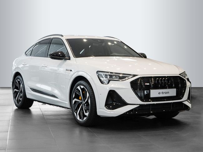 Audi e-tron Sportback S line 55 quattro - Bild 1