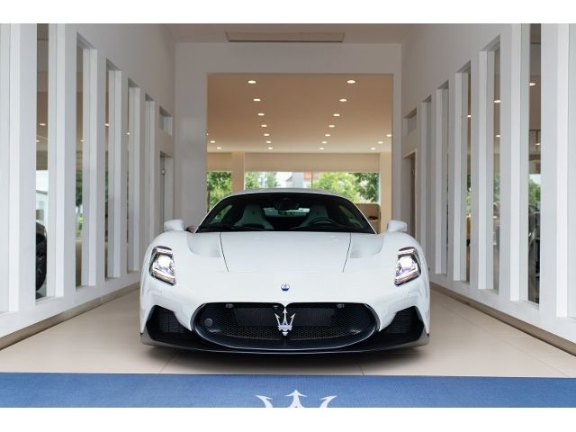 Maserati MC20 Coupe *FuoriSerie*Sonderlackierung* - Bild 1