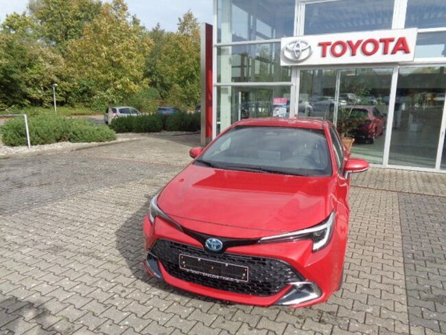 Toyota Corolla 1.8 Hybrid Team Deutschland *Technik-Paket* - Bild 1