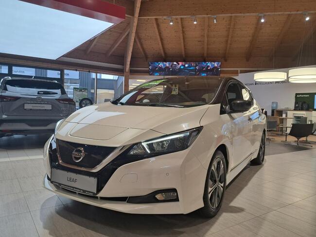 Nissan Leaf (ZE1) N-Connecta 40 kWh - Bild 1