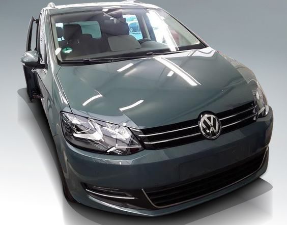 Volkswagen Sharan 1.4 TSI Highline+DSG+7-SITZE+NAV+PANO+RFK