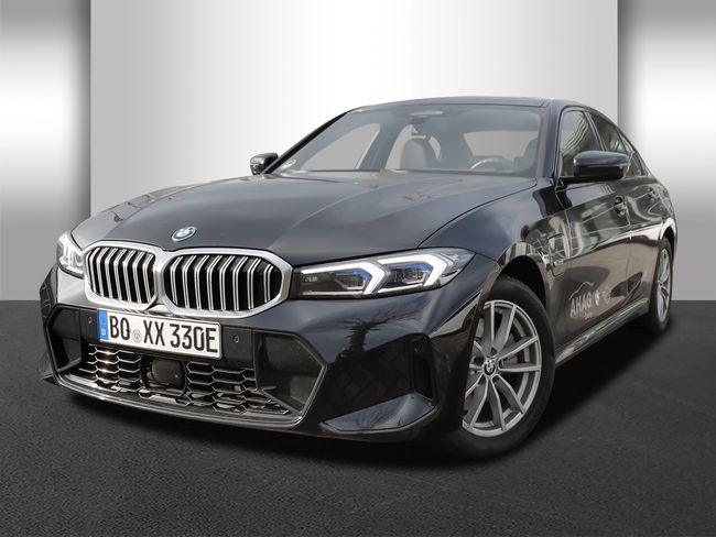 BMW 330e e xDrive Limousine | M Sportpaket | Innovationspaket | Comfort Paket | Glasdach | Sofort verfügbar ! - Bild 1