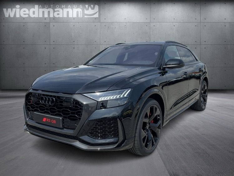 Audi RS Q8 tiptr. AHK HUD DynPlus Keramik PANO 23Ž