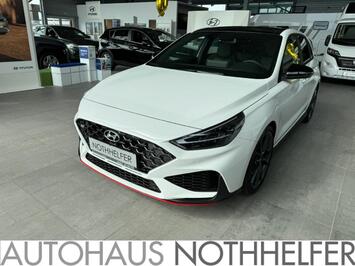 Hyundai i30 N Performance MJ23 M/T inkl. Navigationspaket, Komfortpaket, Assistenzpaket und Panoramadach