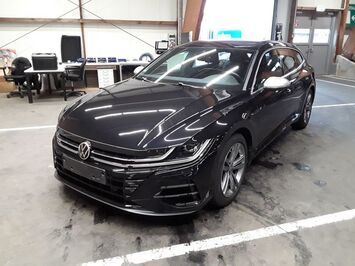 Volkswagen Arteon Shooting Brake 2.0 TSI DSG - R 4Motion - ACC ParkAssist Kamera IQ.Light Navi