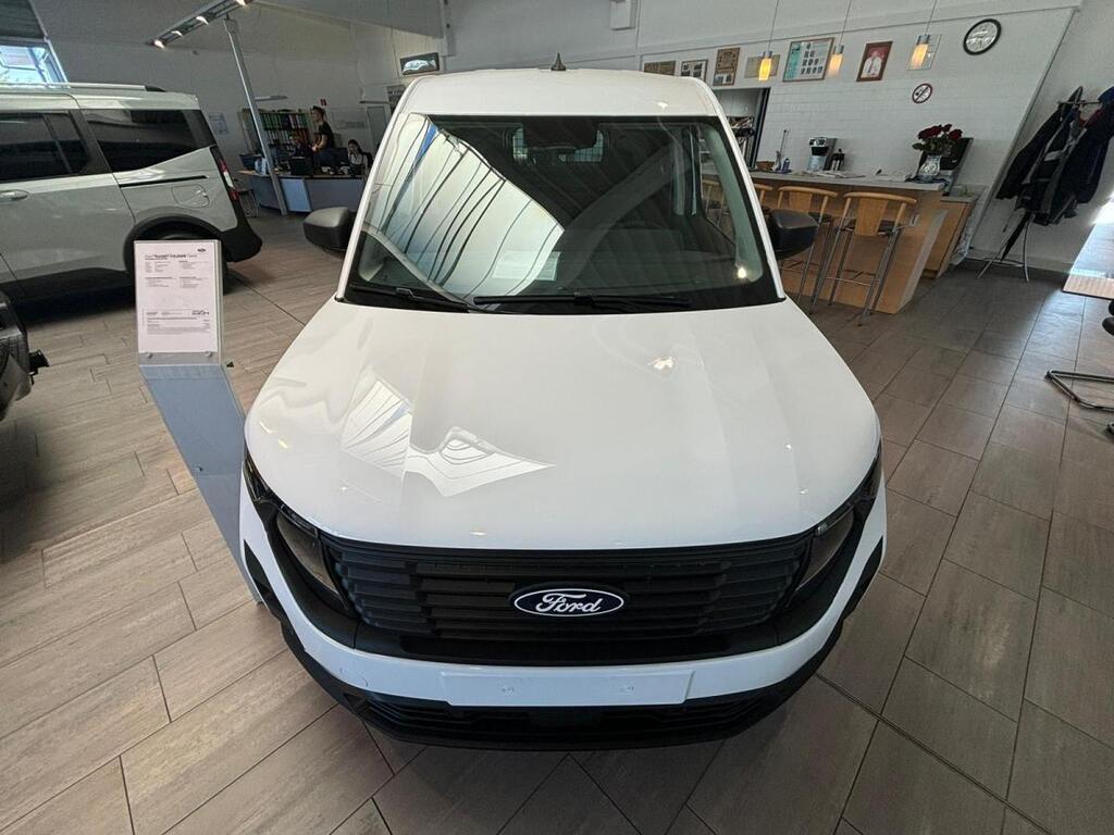 Ford Transit Courier (CHQ)