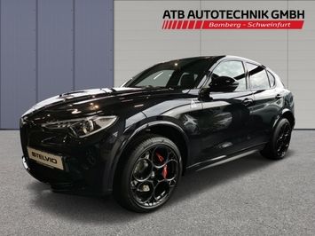 Alfa Romeo Stelvio Quadrifoglio SONDERAKTION! Akrapovic, Elek. Panodach, Assistenzpaket, Soundsystem Harman Kardon