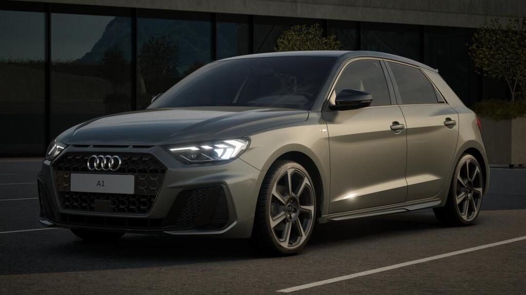 Audi A1 S tronic S line 35 TFSI 110(150 ) kW(PS) Infotainment+ Interieur S line I Wartung + 23€