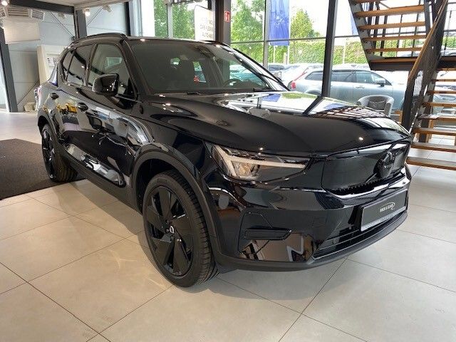 Volvo XC40 B3 Plus Black Edition - Bild 1