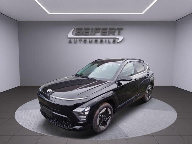 Hyundai Kona 🔋 65,4 kWh | 🚗 TREND | 🔄 AROUND VIEW | 📍 NAVI | 🔥 SHZ - Bild 1