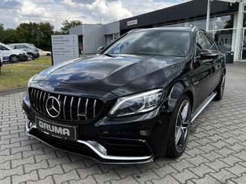 Mercedes-Benz C 63 AMG S T mit PANO+DRIVERS PACKAGE+PERFORMANC ABGAS+KEYLESS GO+DISTRONIC+2 JAHRE GARANTIE