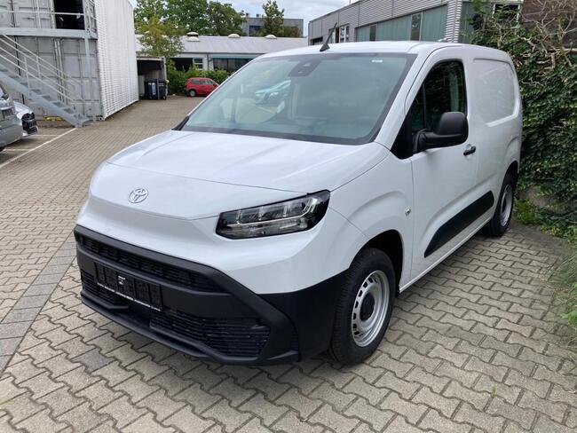 Toyota Proace Duty 1.5 D 75KW L1 4-türig verblecht // GEWERBE inkl. Wartung! - Bild 1