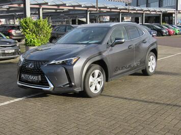 Lexus UX-300h F-Sport Design