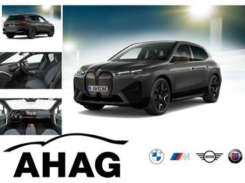 BMW iX xDrive 40 !!! 1.500€ LADEGUTHABEN !!! Sportpaket, AHK, Laserlicht, Pano, Harman Kardon