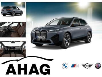 BMW iX xDrive 40 !!! 1.500€ LADEGUTHABEN !!! Sportpaket, Soft-Close, Harman Kardon, Laserlicht