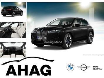 BMW iX xDrive40 Sportpaket Klimaaut. AHK Soft-Close