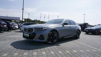 BMW i5 M60 xDrive Limousine Frozen Grey