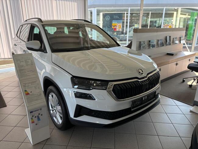 Skoda Karoq Selection 2,0 TDI 110kW (150PS) 7-Gang-DGS - Bild 1