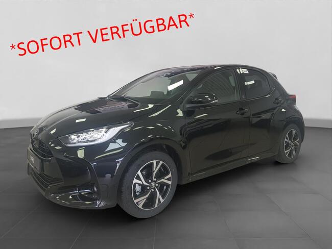 Toyota Yaris 1.5 Hybrid Team D *SOFORT* - Bild 1