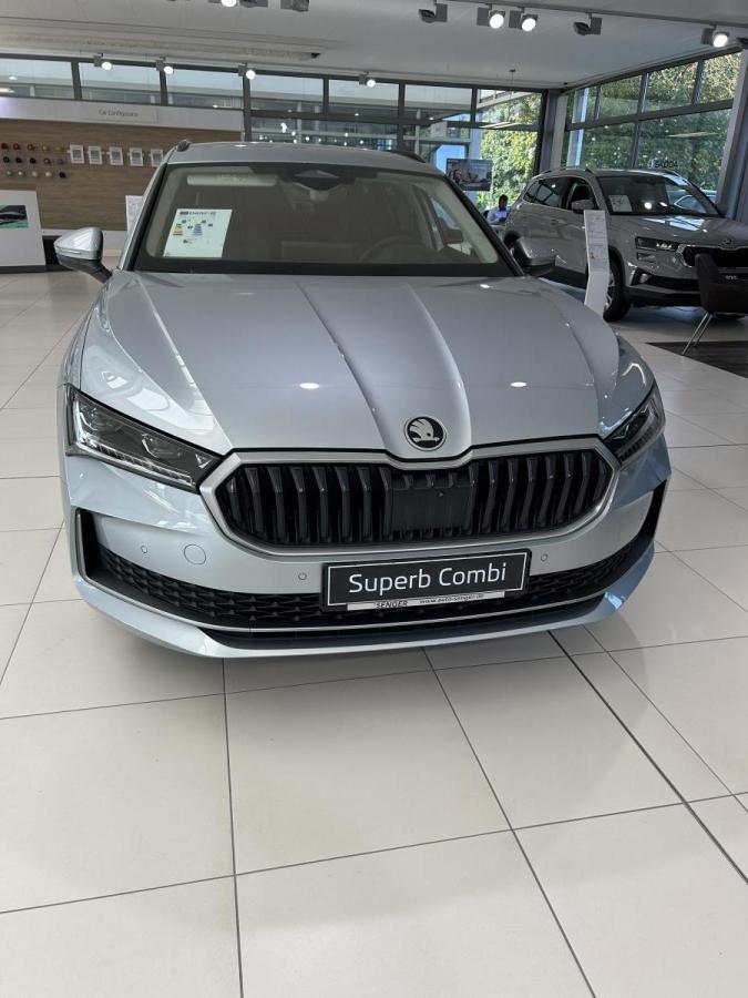 Skoda Superb Combi Selection 2,0 TDI 110 kW 7-Gang automat. (150PS)