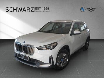 BMW iX1 xDrive30 HUD 360Kam AHK