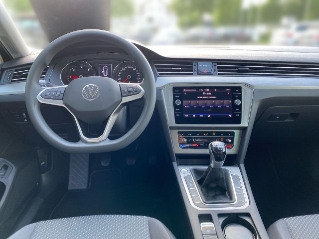 Volkswagen Passat Variant 2.0 TDI *AHK *LED *APP *NAVI *SHZ