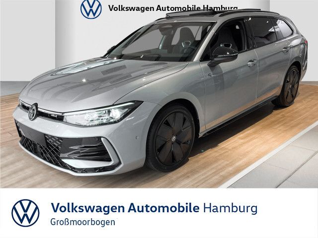 Volkswagen Passat R-Line 2,0 l TDI DSG / Harman Kardon / Head-Up-Display