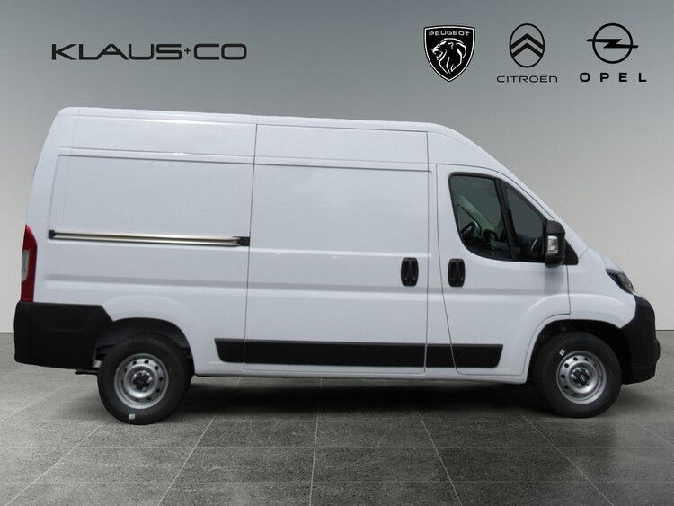 Opel Movano Cargo 3,5 T Neues Model * Allwetterreifen / Anhängerkupplung / Laderaumverkleidung /