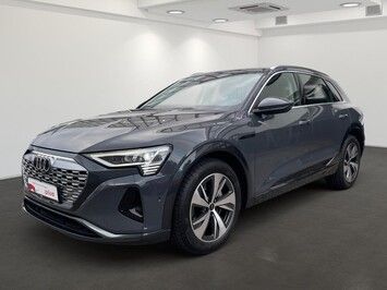 Audi Q8 e-tron Advanced 55 quattro, AHK, Matrix-LED, Head-Up, Leder, 8-Fach bereift