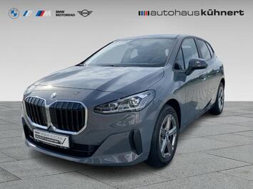 BMW 218i i Active Tourer Lenkradhzg. SpurAss AHK ParkA