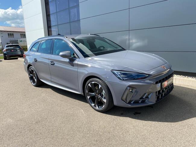 Cupra Leon ST 1.5 eTSI DSG ACC KESSY RFK LED APP - Bild 1