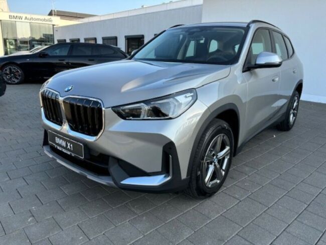 BMW X1 sDrive18i *LAGER-Sonderaktion* - Bild 1