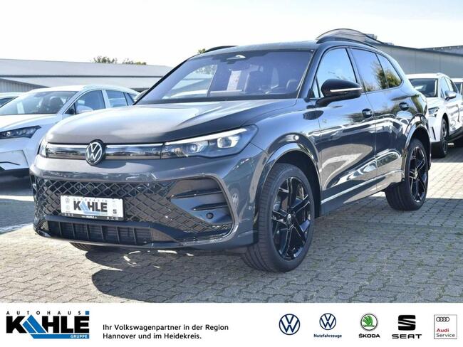 Volkswagen Tiguan 2.0 TDI DSG SCR R-Line SOFORT VERFÜGBAR 4MOTION Modell 2024 Black Style AHK Pano - Bild 1