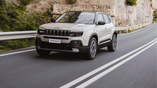 Jeep Avenger e-Hybrid Summit MY24 - Bild 1