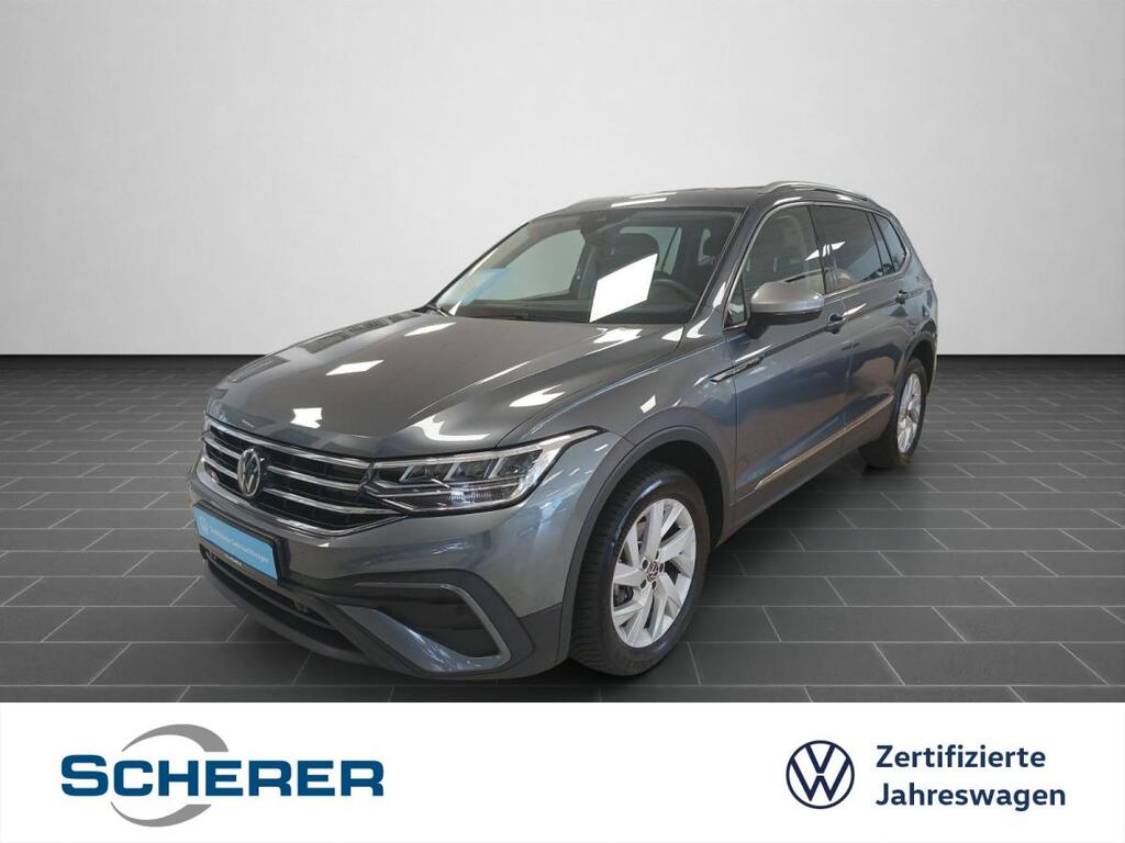 Volkswagen Tiguan Allspace 2.0 TDI Life DSG NAVI AHK RFK 7-Sitzer