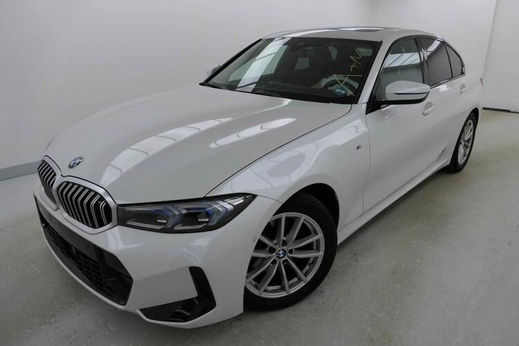 BMW 320i i xDrive M-Sport Pkt., HuD, ACC, Pano. Dach, Rckfaka., uvm.