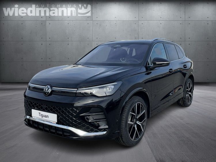 Volkswagen Tiguan R-Line DSG Pano AHK Matrix W.R Alu Standheizung