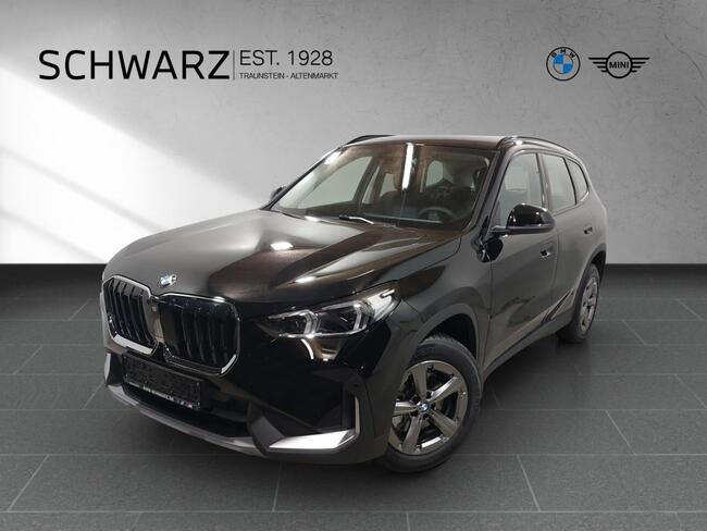 BMW X1 sDrive18i Premiumpaket AHK ACC - Bild 1