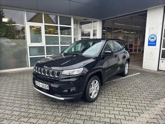 Jeep Compass Altitude 1.5 GSE T4 48V e-Hybrid mit Allwetterreifen Abholung Mannheim - Bild 1