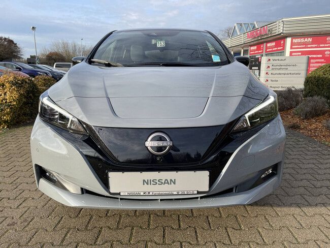 Nissan Leaf Tekna-OP 40kWh LED 360 BFS LM VL BL - Bild 1