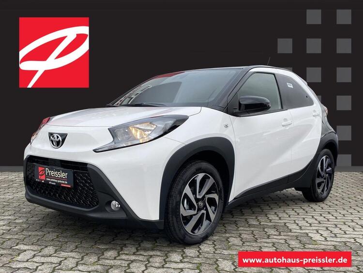 Toyota Aygo X 1.0-l Atm. Black & White *inkl. WKR*