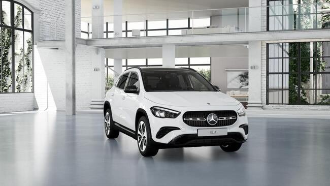 Mercedes-Benz GLA 180 Winter-Paket+Pano-Dach+CarPlay+ Aktiver Abstands-Assis+360°-Kamera - Bild 1