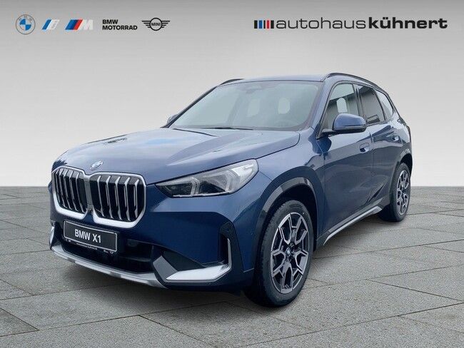 BMW X1 xDrive20d PanoSD AHK Sportsitz UPE 63.490 EUR - Bild 1