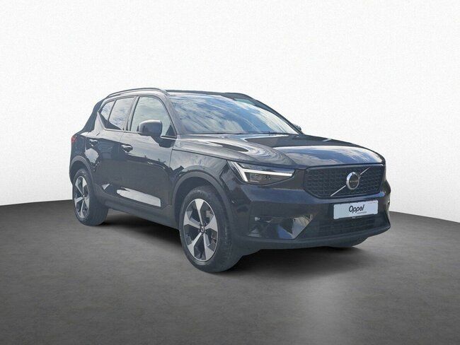 Volvo XC40 B3 Benzin PlusDark *AHK*NAVI*PDC*360° - Bild 1