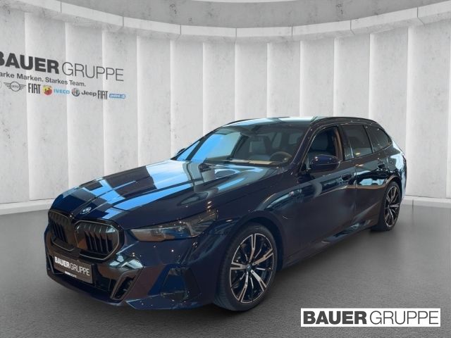 BMW 530e e xDrive M Sport Touring UPE 92.370,- AHK Park-Assistent Sportpaket HUD AHK-klappbar