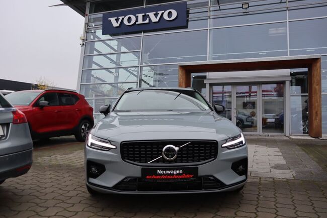 Volvo V60 B4 B DKG Plus Dark+BusinessPak.+SOFORT+ - Bild 1